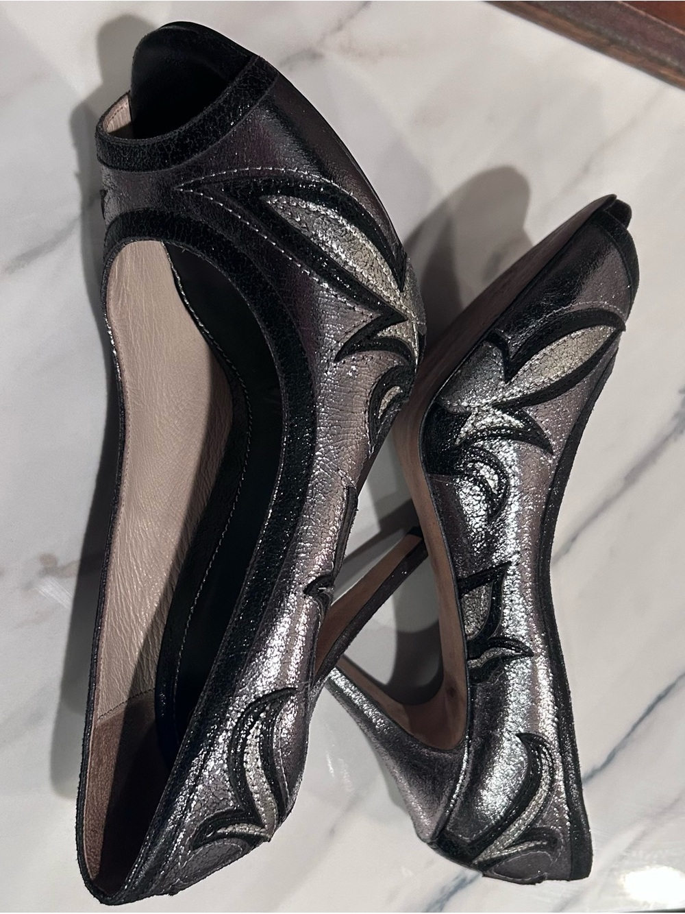 Mary Norton Women Size 7 (37) Peep Toe 4.5” Stiletto Heels Metallic Silver Black